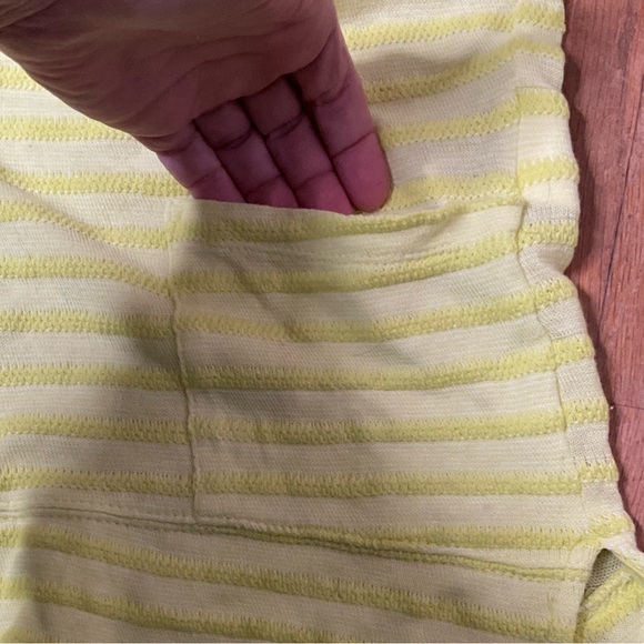 Roxy EUC Neon Yellow Striped Scoop Neck Long Sleeve Top, Size XS - Picture 7 of 9